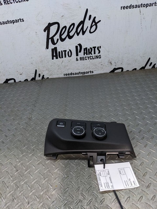 2022 - 2025 Sierra Silverado Transfer Case HeadLight Control Switch 868011179577