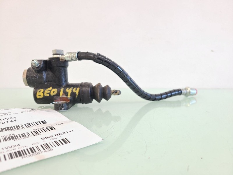 Manual Transmission Clutch Slave Cylinder Fits 2024 WRX 587436