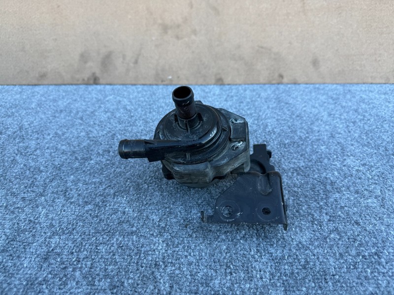 INFINITI Q50 Q60 2016-2024 OEM ENGINE MOTOR AUXILIARY WATER PUMP ASSEMBLY 3.0T