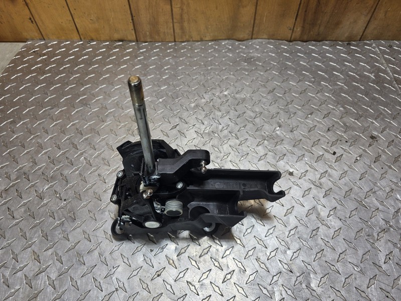 2013-2018 Ford Focus ST 6 Speed Manual Gear Selector Shifter Lever OEM