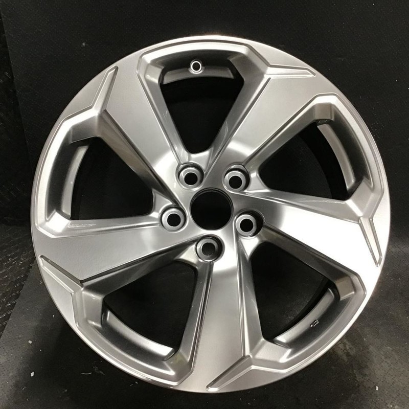 2019-2021 Toyota RAV4 75242 Wheel 18 x 7 5 Spoke Rim Hyper Silver 4261A0R060