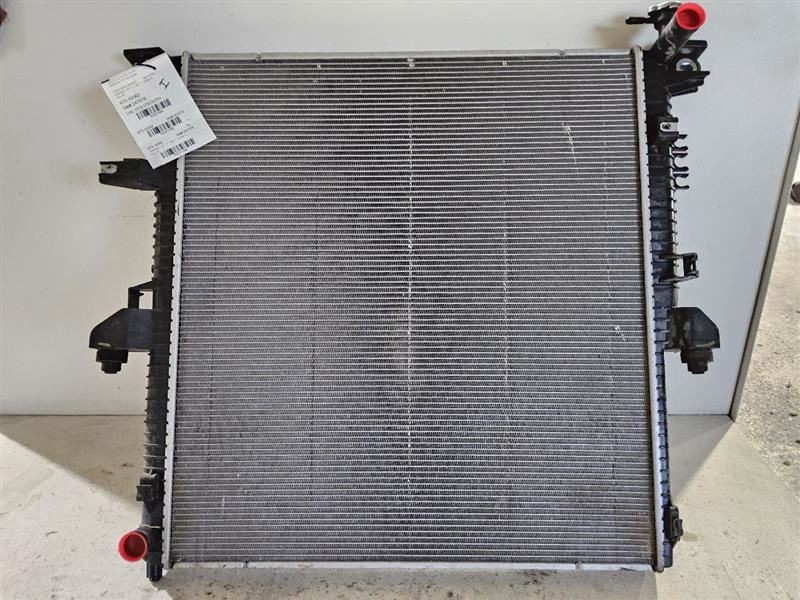 2020-2021 Nissan TITAN Radiator 5.6L