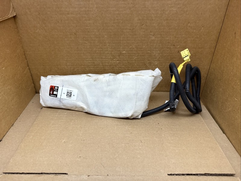 2017-2017 Nissan Versa Note Front Right Side Passenger Seat Air Bag Airbag