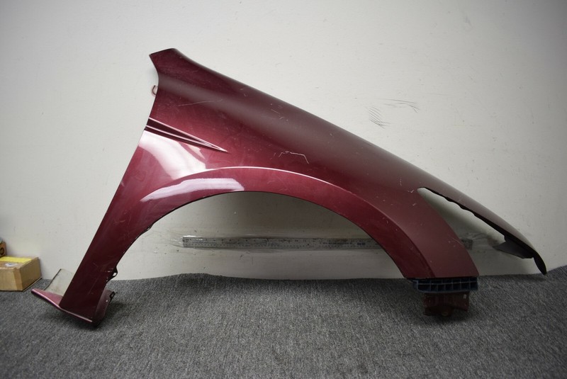 HONDA RIGHT SIDE FENDER FACTORY OEM