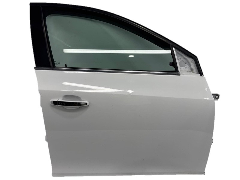 2012-2016 Chevy Cruze RH Passenger Right Door Assembly White Has Dent Scratches