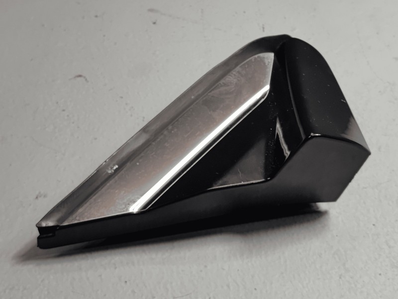 HONDA PILOT Ridgeline FRONT PASSENGER SIDE FENDER CORNER MOLDING 2016-2022 OEM
