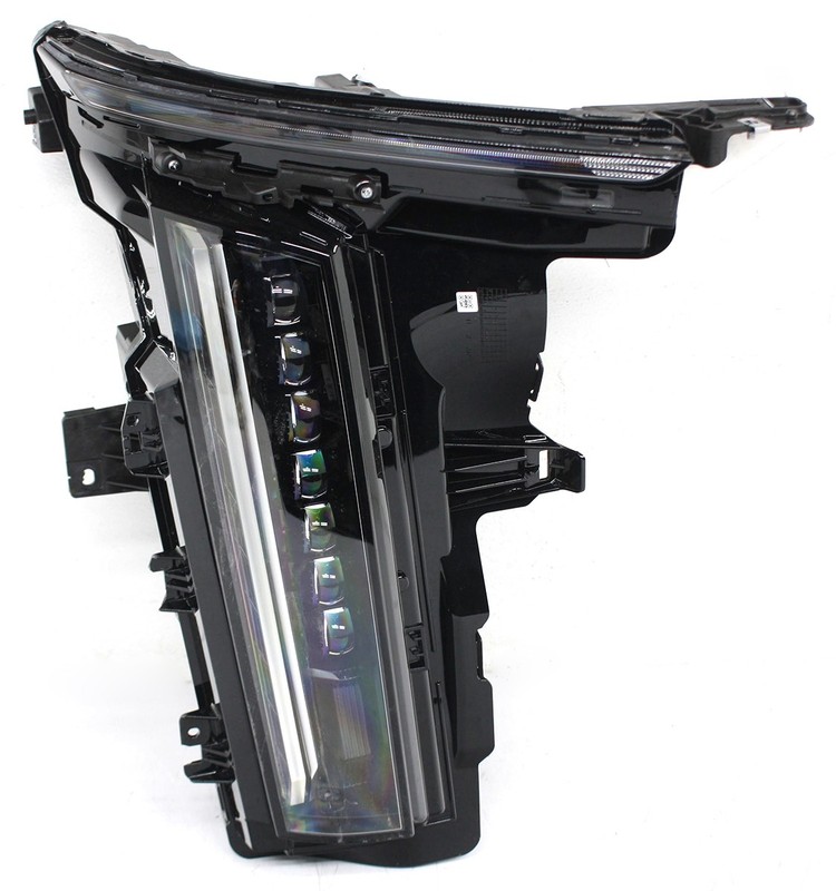 OEM Right Passenger Side Headlamp For Cadillac LYRIQ 85022341, Lens Tab Chip