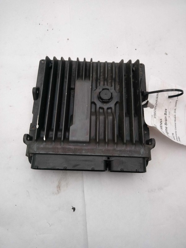 Used Engine Control Module (ECM) fits: 2017 Toyota Sienna Electronic Control Mod
