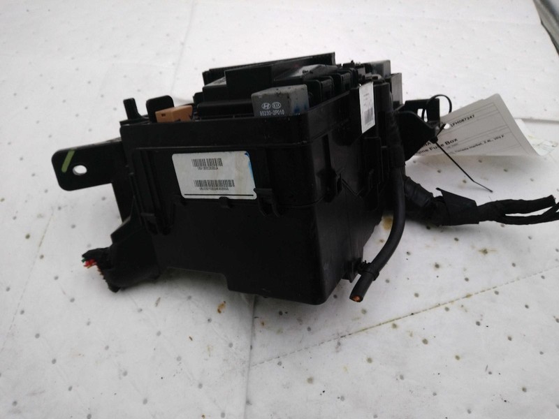 2015 Hyundai Sonata OEM Used Fuse Box 91200C2110 Silver 77K Miles