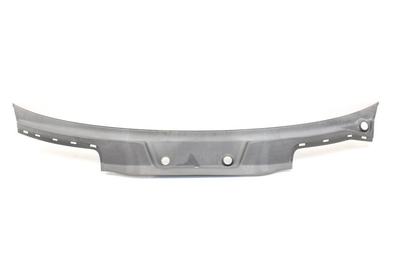 Windshield Wiper Cowl Fits 11-16 PORSCHE CAYENNE