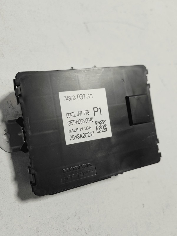 2016-2018 Honda Pilot Power Tailgate Liftgate Control Module OEM