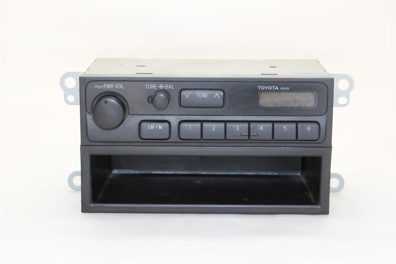 1997 Toyota TACOMA 2.7L Radio Receiver 8612002130