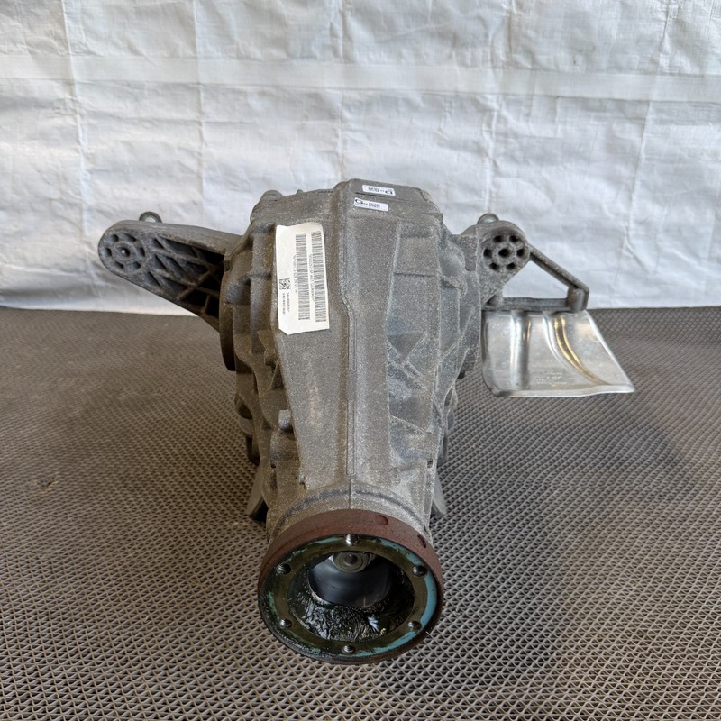 📌2015-18 PORSCHE MACAN S 3.0L REAR AXLE DIFFERENTIAL CARRIER 95B525015F OEM 58K