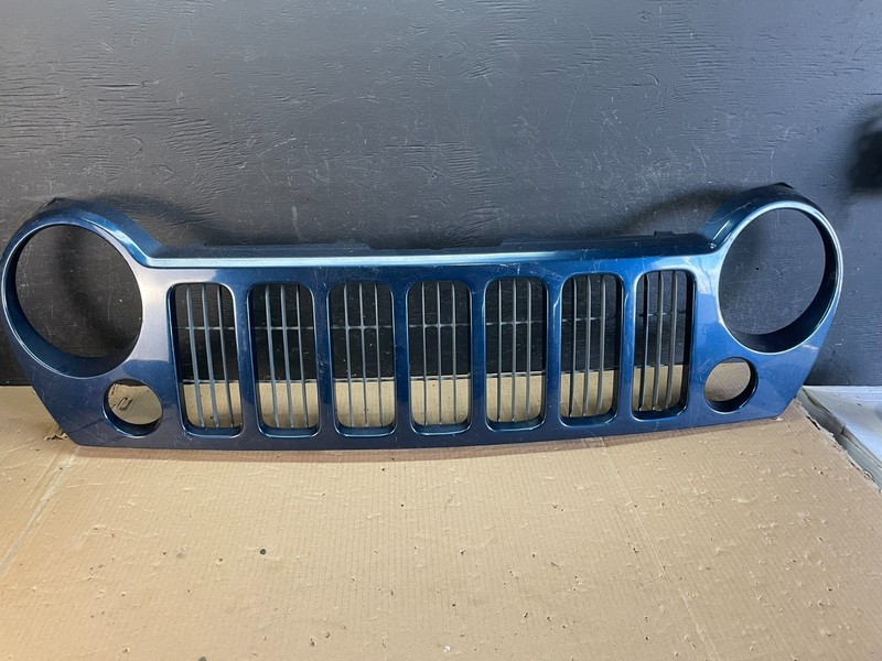 2005 to 2007 Jeep Liberty Front Upper Grill Grille Oem ae3641 DG