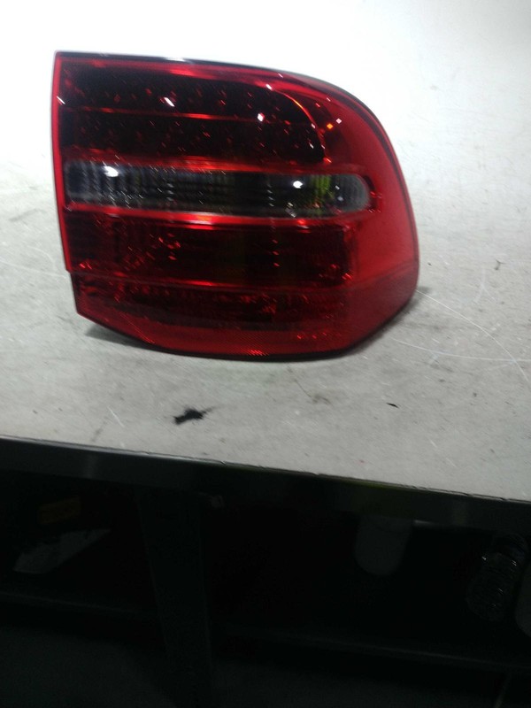 2010 Porsche Cayenne Right Tail Light Assembly OEM 504612 Used 140K Miles