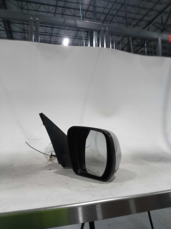 2012 Suzuki Vitara Right Door Mirror Assembly Silver 118k Miles OEM Quality