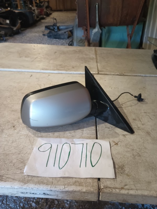 04-07 BMW E60 525i 530i 545iRight Passenger SIDE DOOR MIRROR