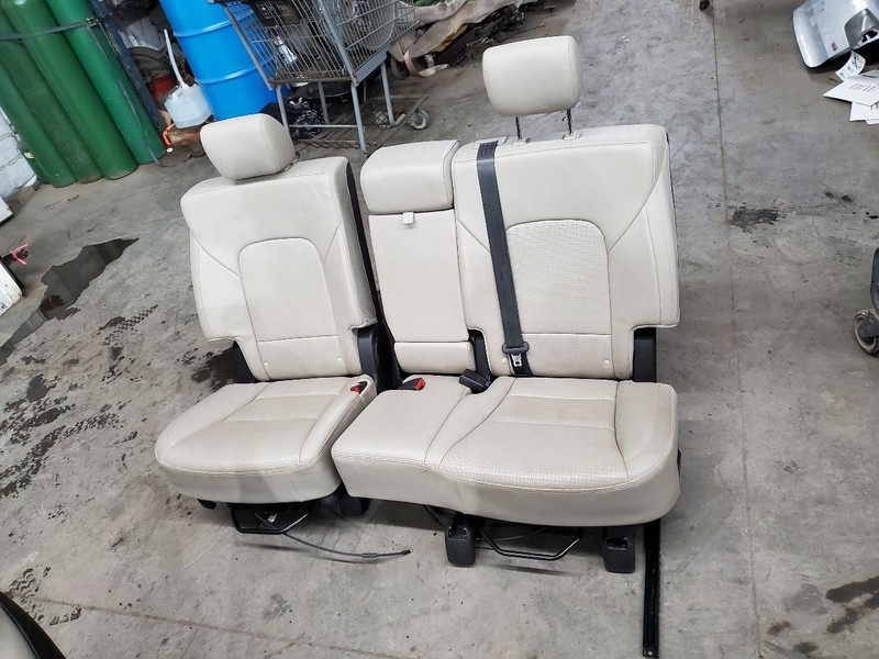 SANTA FE2015 Seat Rear 293732