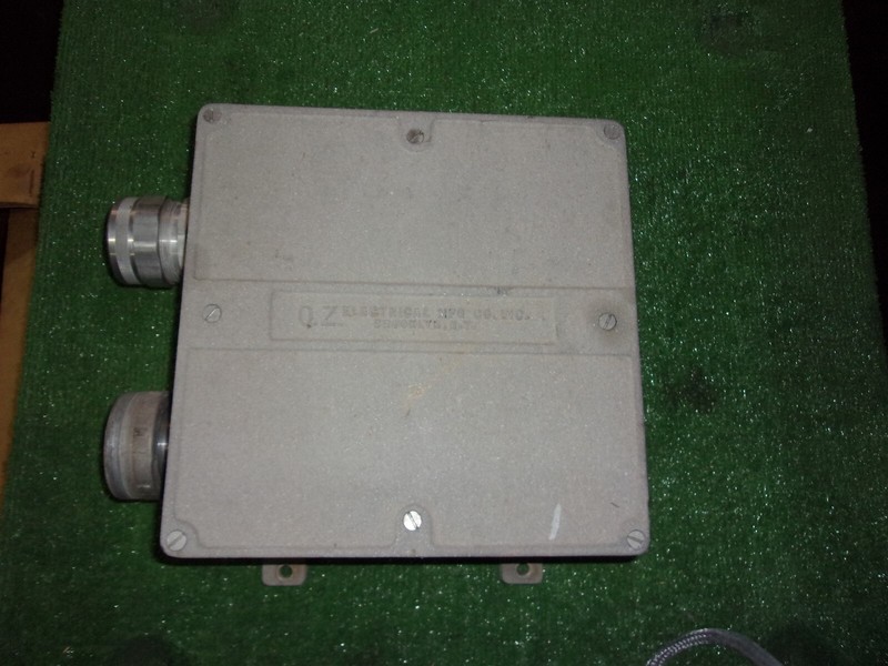 OZ Gedney Explosion Proof Electrical Enclosure Box w/ Fittings *FREE SHIPPING*