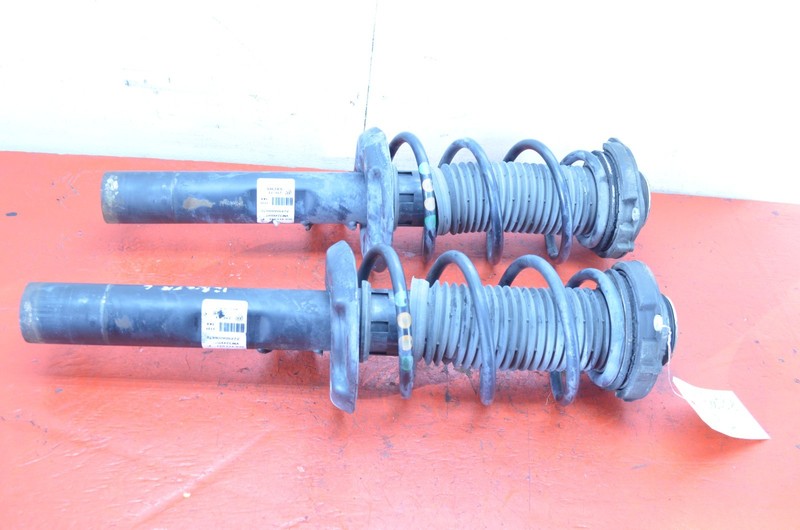 12-19 VOLKSWAGEN BEETLE FWD FRONT RIGHT/ LEFT SHOCK STRUT ABSORBER SET OEM