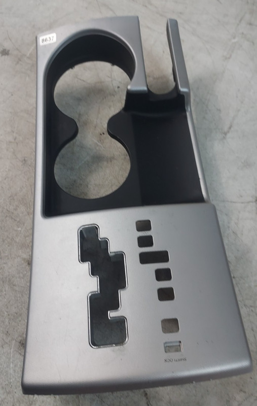 2007-10 Hyundai Elantra Console Silver Shifter Bezel Cup Holder 84651-2H410 OEM