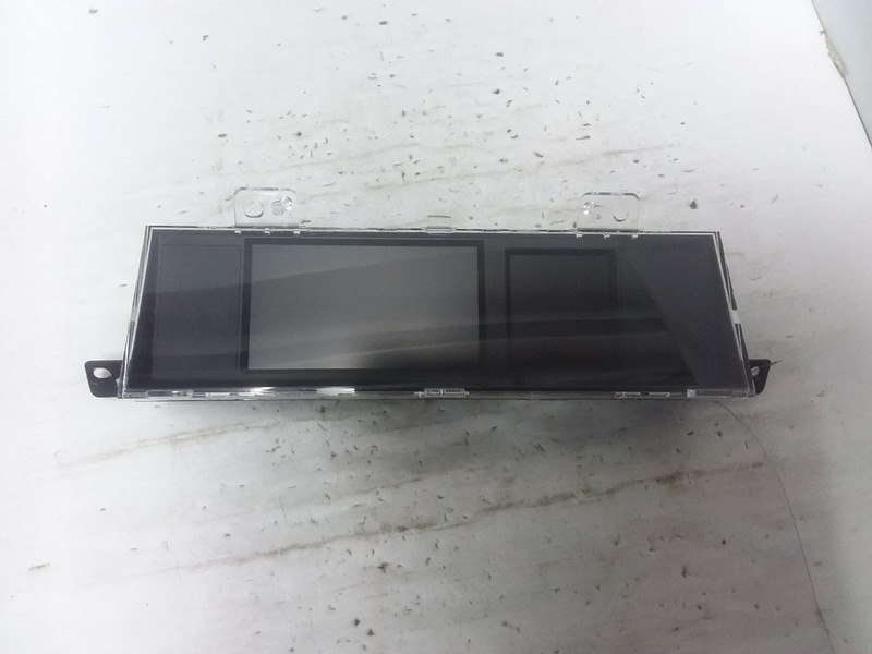 Clock And Temperature Display Screen Fits 17-18 FORESTER 85263SG010