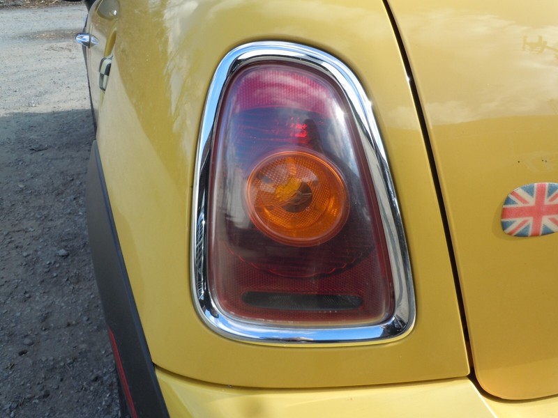 2007-2010 Mini Cooper Hardtop Quarter Panel Mounted Tail Light Driver Left OEM