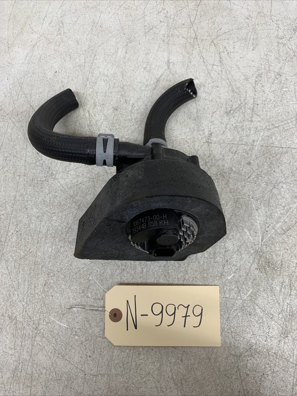 2012-2016 TESLA MODEL S BATTERY COOLING AUXILIARY WATER PUMP MOTOR 9979 B24