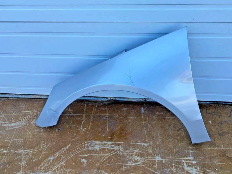 06-09 MERCEDES W251 R CLASS FRONT LEFT DRIVER SIDE FENDER SILVER OEM