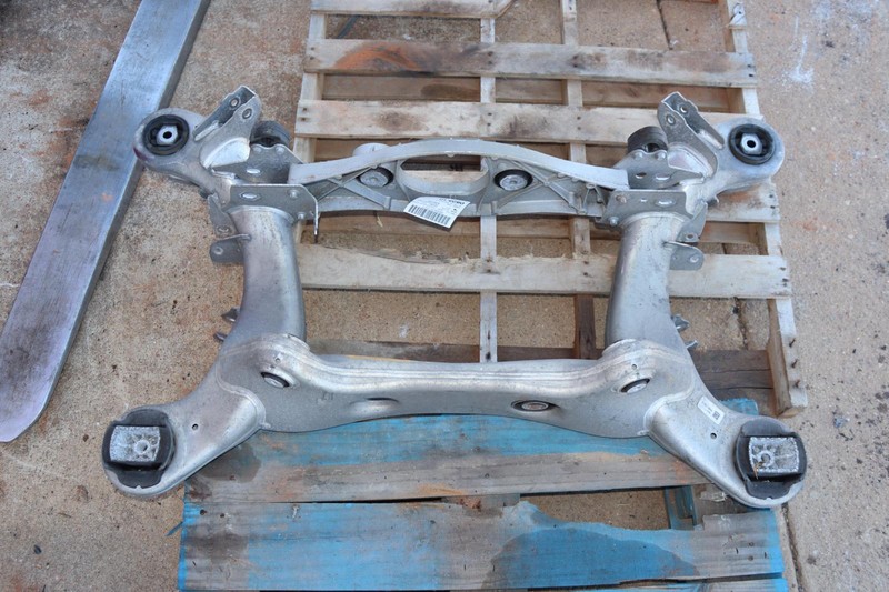 2007-2013 MERCEDES S-CLASS S550 W221 AWD REAR CROSSMEMBER SUBFRAME OEM