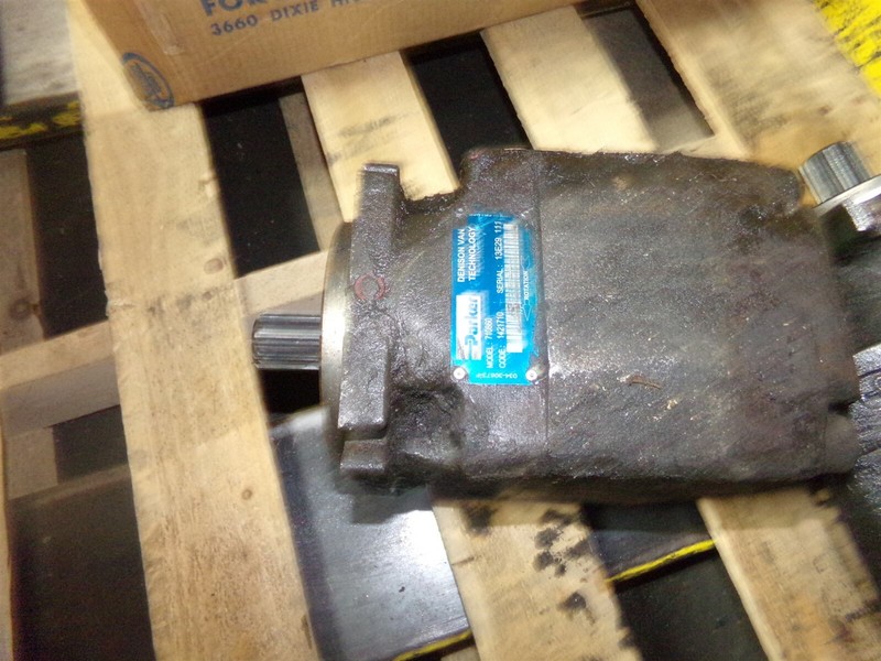 Parker 710860 Hydraulic Pump Model 710860 *FREE SHIPPING*