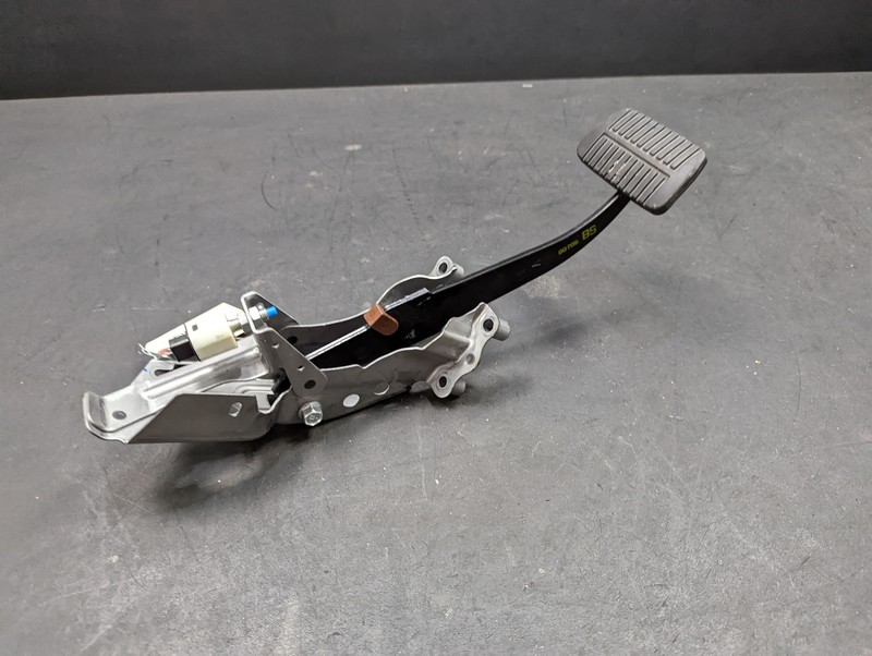 Brake Pedal 2021 Subaru Crosstrek 36092-FL081 2019 2020