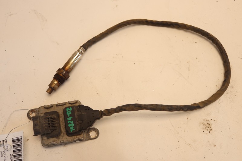2003-2013 VOLVO VNL D13 DIESEL NITROGEN OXIDE NOX SENSOR UNIT 22303391 OEM