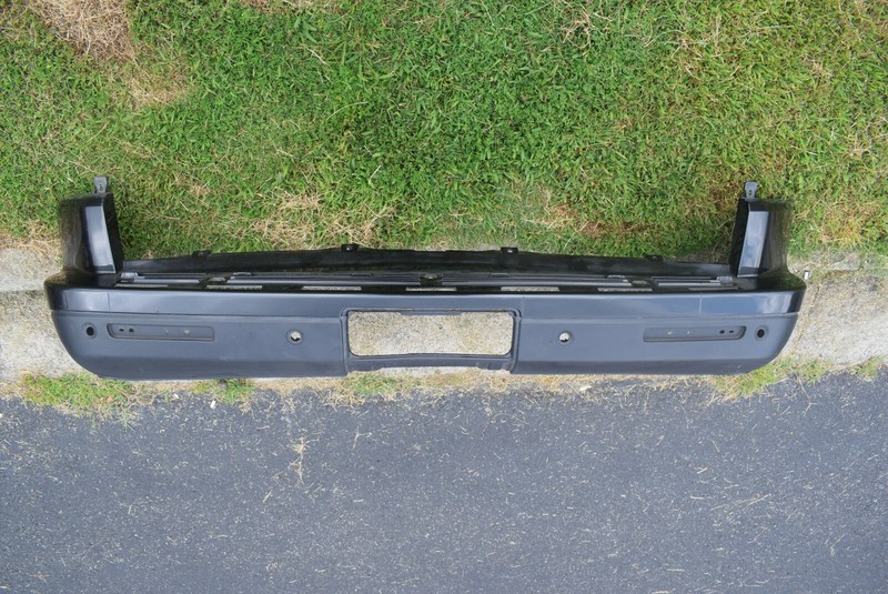 2005-2009 LAND ROVER RANGE ROVER DISCOVERY REAR BUMPER FACTORY OEM