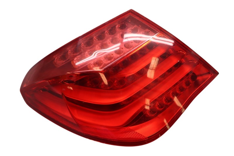 09-12 BMW F01 750Li 750i Rear Left Driver Side Outer Tail Light Lamp 7182201 Oem