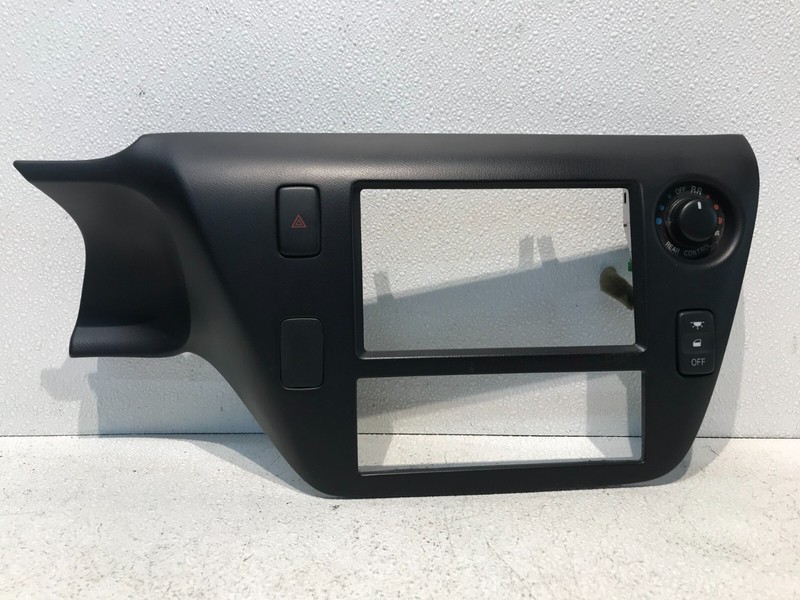 99-04 Honda Odyssey Dashboard Center Console Trim Bezel 77250-S0X-A1