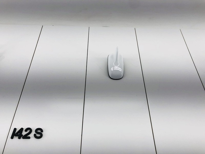 AUDI A4 QUATTRO REAR UPPER EXTERIOR ROOF SHARK FIN ANTENNA IBIS WHITE OEM