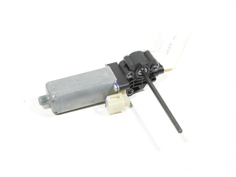 2016-2020 Tesla Model X Rear Left Driver Side 2nd Row Seat Adjuster Motor OEM