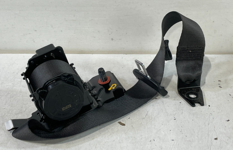2021 - 2023 HYUNDAI ELANTRA REAR RIGHT SIDE SEAT BELT SEATBELT RETRACTOR # 99292