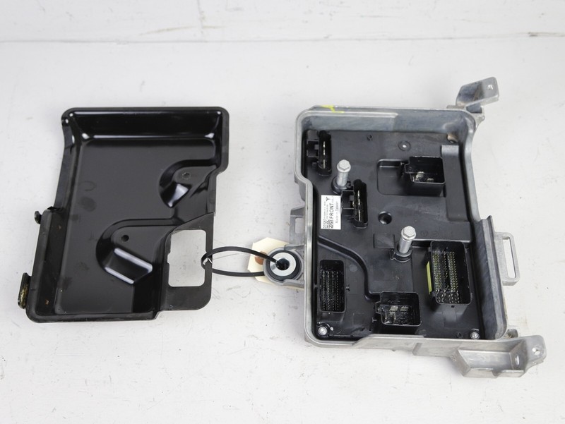 17-23 TESLA MODEL 3 Y FRONT VEHİCLE BODY CONTROL MODULE 1583991-01-C OEM 12K