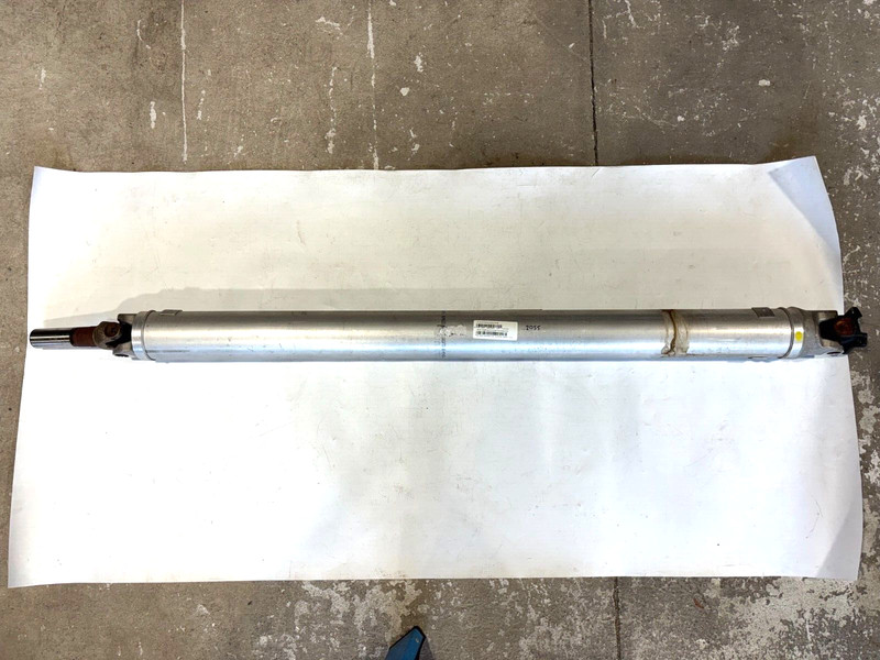 ✅2019-2024 RAM 1500 4X4 REAR Driveshaft DRIVE SHAFT PROPELLER MOPAR OEM 11K