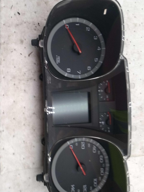 2011 GMC Terrain Speedometer Gauge OEM Grey 114K Miles NJ25-26079-665201