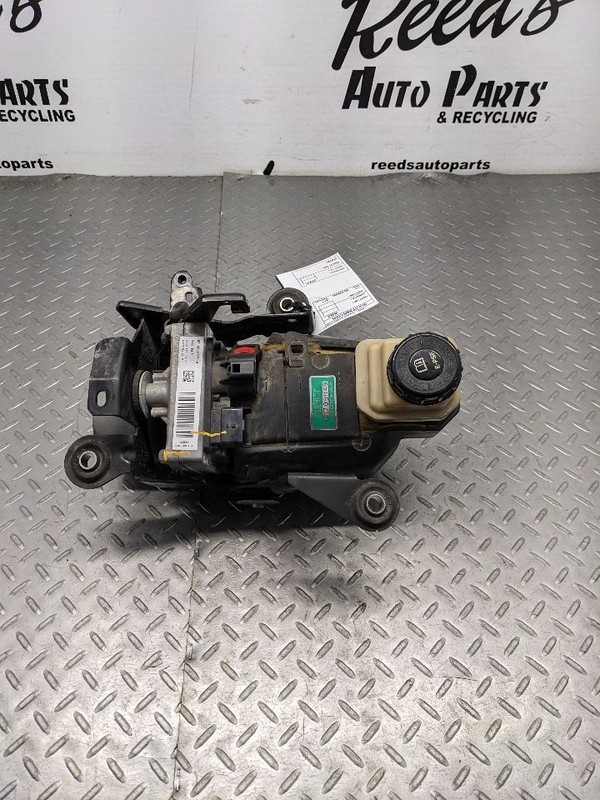 Power Steering Pump Electronic And Hydraulic Fits 12-15 QUEST 1133317