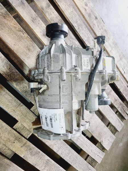 Transfer Case MB3P-7A195-BC Fits 2021 Bronco 572014
