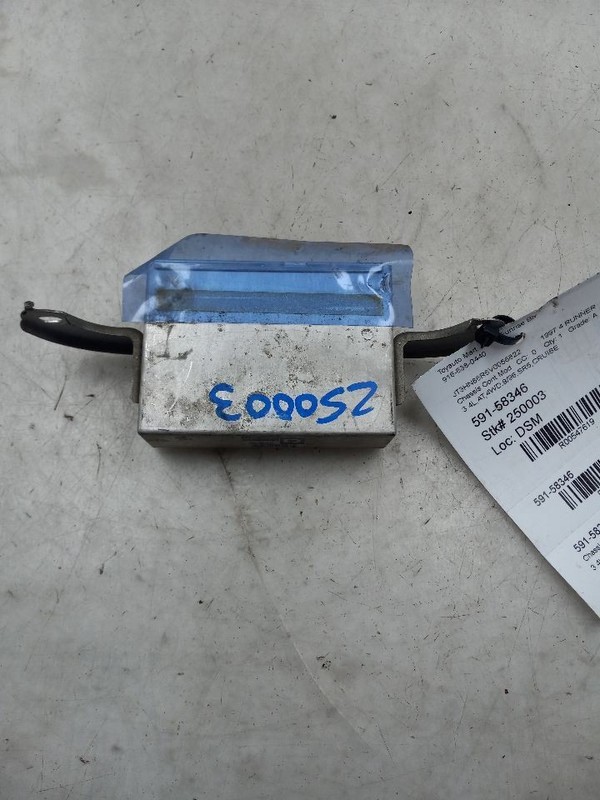97 98 99 00 TOYOTA 4 RUNNER CRUISE CONTROL ECM