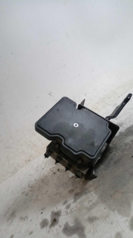 2018 Nissan Versa ABS Pump & Motor Assembly OEM 476609KK3A 117k Mi FWD Black