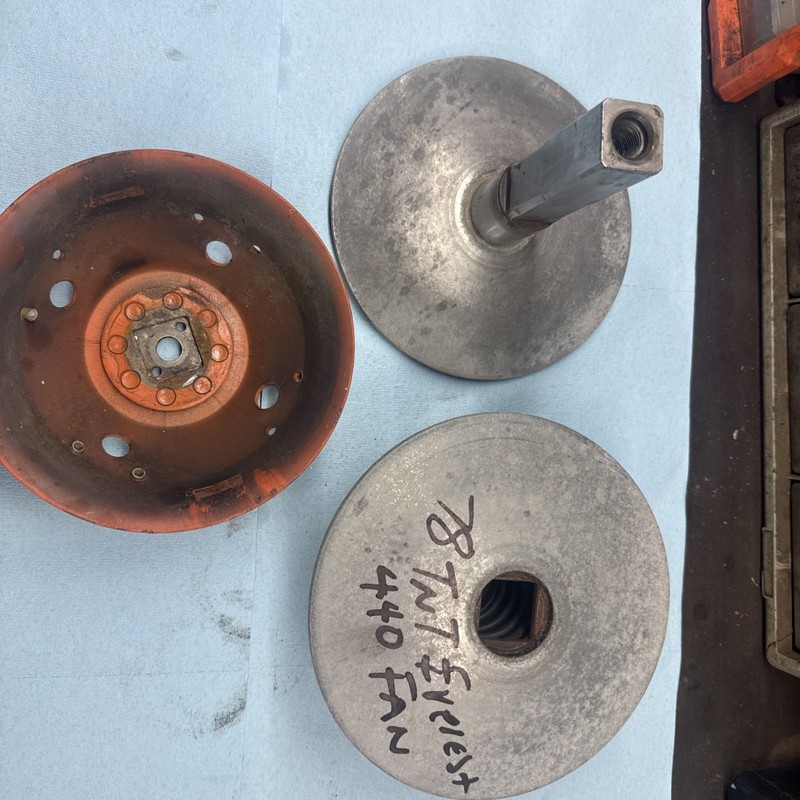 1976 - 1978 ski-doo TNT Everest 440 Fan Vintage Snowmobile Primary Clutch 30mm