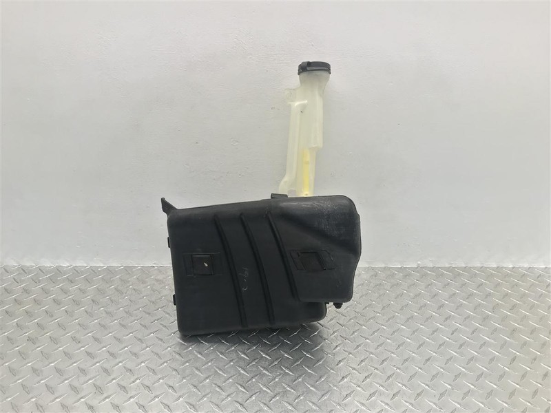 96-99 CHEVROLET PICKUP 1500 2500 WINDSHIELD WASHER RESERVOIR TANK OEM 22143999