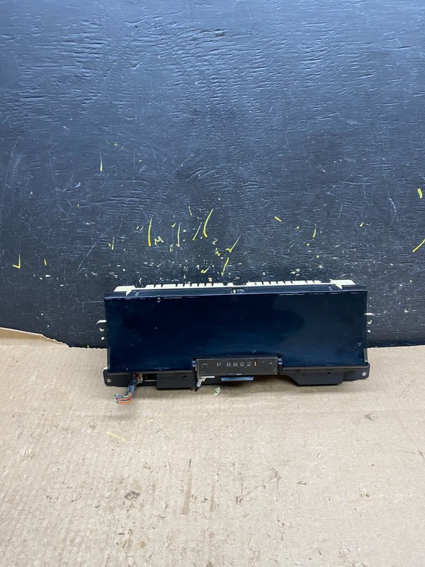 1996 to 1997 Ford Crown Victoria Speedometer Cluster Gauge Z1762 PS