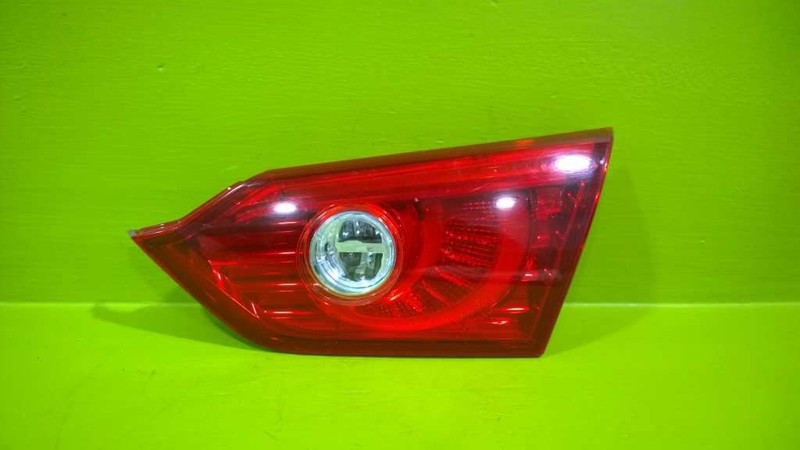 14 15 Q50 PASSENGER RIGHT LID MOUNT TAILLIGHT LAMP OEM 3286-75